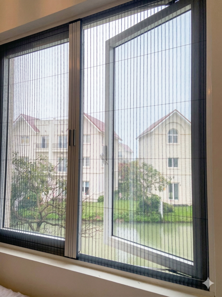 cửa chống muỗi dang xếp cửa đi