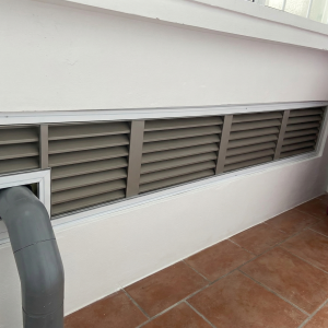 cửa chống muỗi dạng cố định