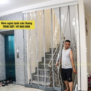 rèm ngăng lạnh: hệ kéo xếp