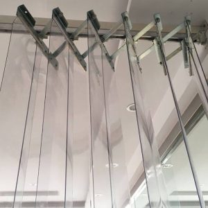rèm ngăng lạnh: hệ kéo xếp